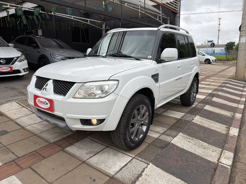 MITSUBISHI PAJERO 2013